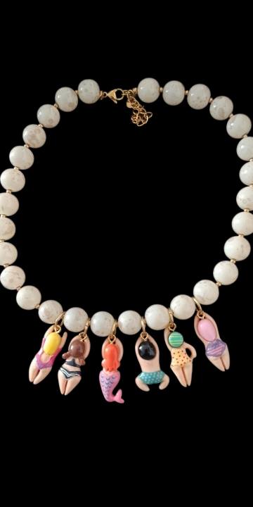Handmade Mermaid Beaded Necklace: Colorful Pendant Design
